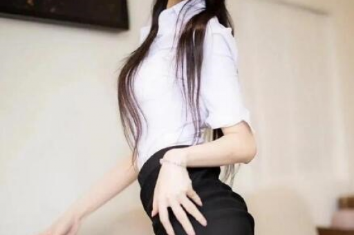 深圳鑫港休闲会所(深圳鑫港休闲会所：享受舒适闲暇)